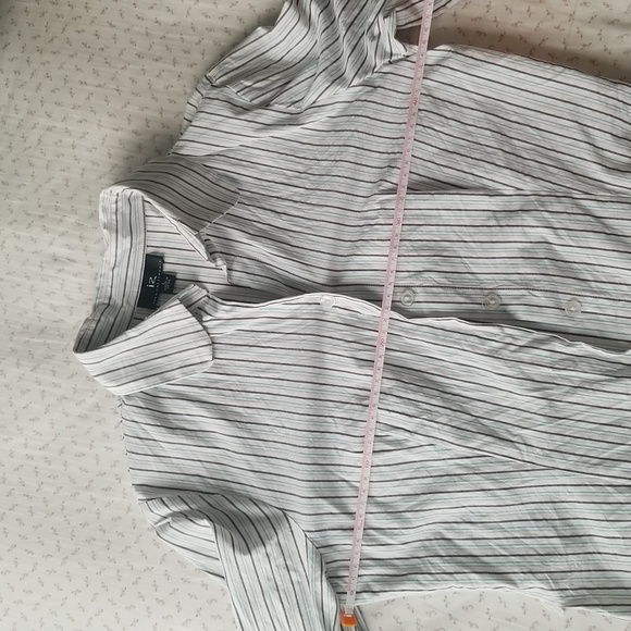 Striped White Collared Button Down Blouse - Picture 6 of 7